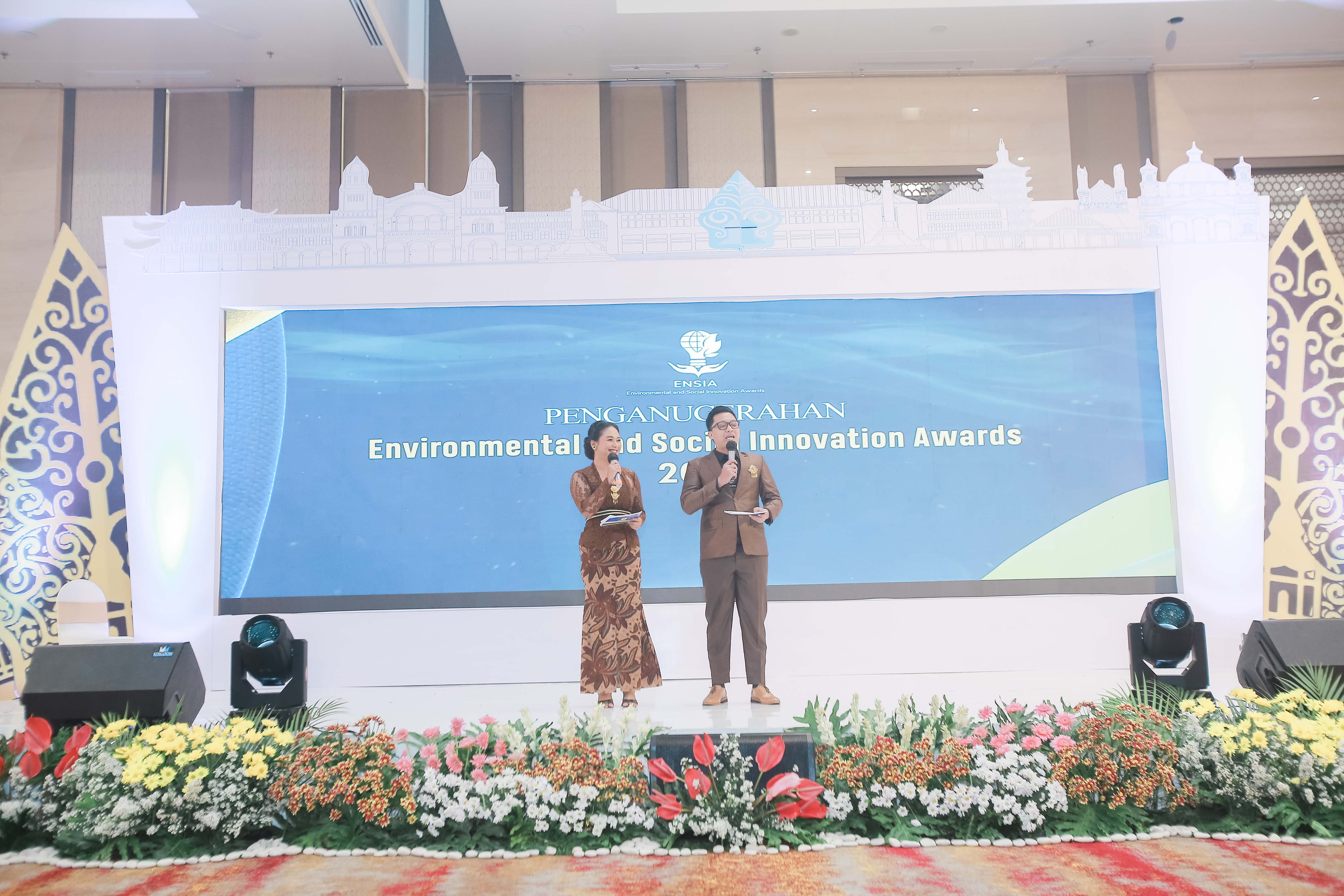 ENSIA (Environmental and Social Innovation Awards) yang dilakukan di Ballroom Hotel Gumaya, Semarang
